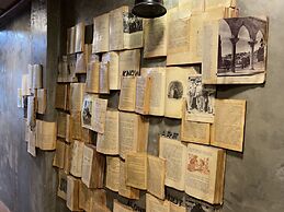 Central Old Town Cottage