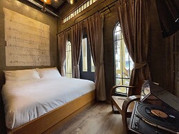 Central Old Town Cottage