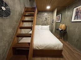 Central Old Town Cottage