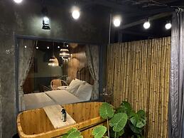 Central Old Town Cottage