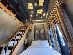 Central Old Town Cottage