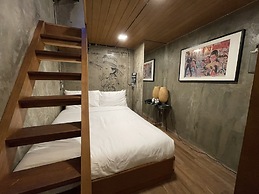 Central Old Town Cottage