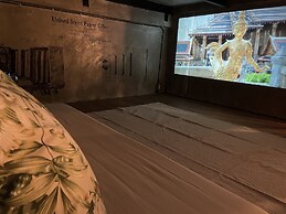 Central Old Town Cottage