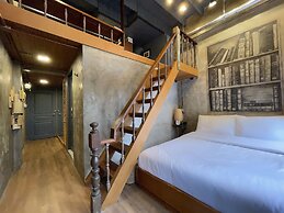 Central Old Town Cottage