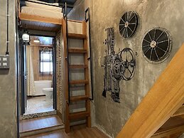 Central Old Town Cottage