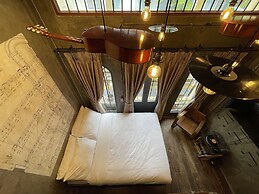 Central Old Town Cottage