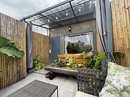 Central Old Town Cottage