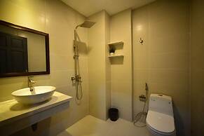 Karta Riverview Apartment