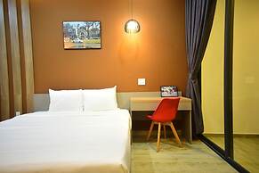 Karta Riverview Apartment