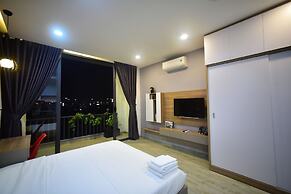 Karta Riverview Apartment