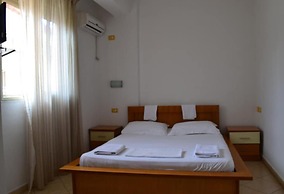 Hotel Alpine