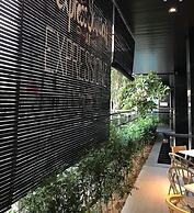 Expressionz Professional Suites by KL101