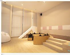 Expressionz Professional Suites by KL101