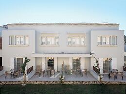 Ekati Mare Lifestyle Resort