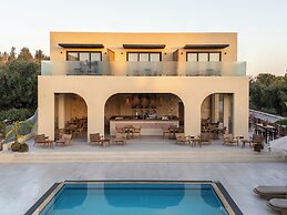 Ekati Mare Lifestyle Resort