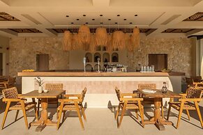 Ekati Mare Lifestyle Resort