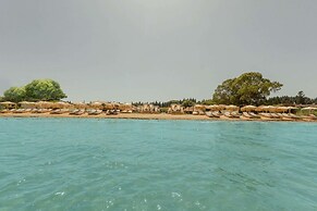 Ekati Mare Lifestyle Resort