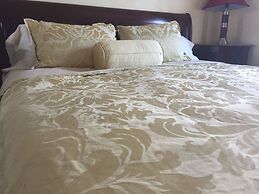 Cozy water front Montreal