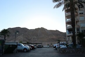 YalaRent Shaldag 2BR APT - Families only