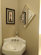 Carraway Guest House