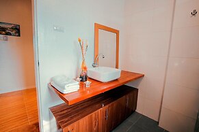 Kingswick Residences and Lodge