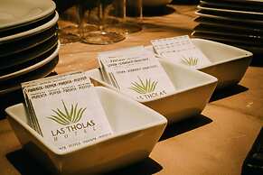 Las Tholas Hotel