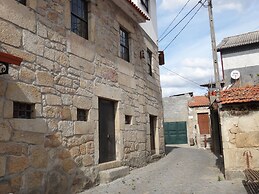 Casa do Abade - Solar de Goujoim