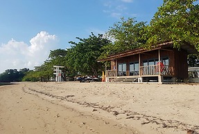 Crusoe Cabins Casobe