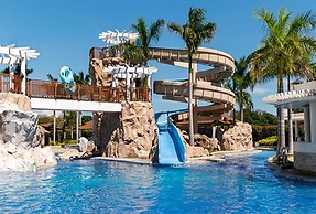 Crusoe Cabins Casobe