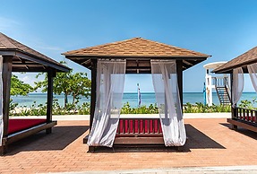 Crusoe Cabins Casobe