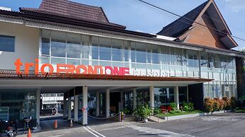 Front One Resort Magelang