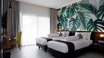 Front One Resort Magelang