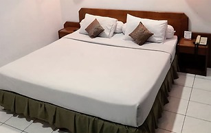 Front One Resort Magelang