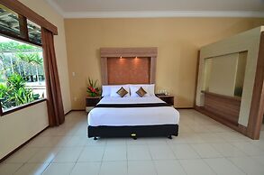 Front One Resort Magelang