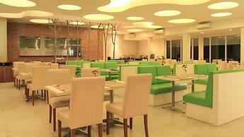 Front One Resort Magelang