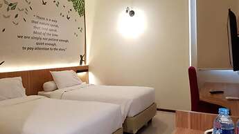 Front One Resort Magelang