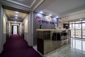 River Star Hotel