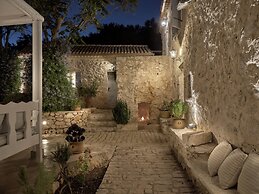 Aria Villa
