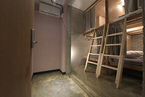 Inno Guesthouse & Bar Hongdae - Hostel