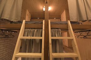 Inno Guesthouse & Bar Hongdae - Hostel