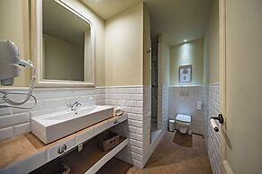 Habitat Apartments Alaia