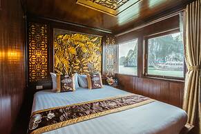 Renea Cruises Halong