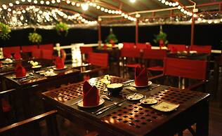 Renea Cruises Halong