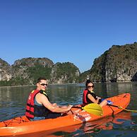 Renea Cruises Halong