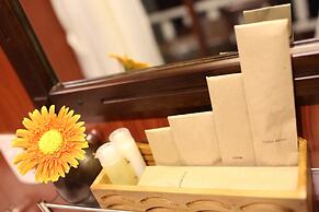 Renea Cruises Halong