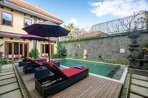 Hartaning House by Pramana Villas