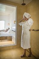 Klidon Dreamy Living Suites