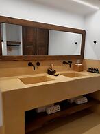 Klidon Dreamy Living Suites