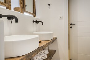 Klidon Dreamy Living Suites