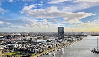 Brilliant Victoria Harbour Waterfront